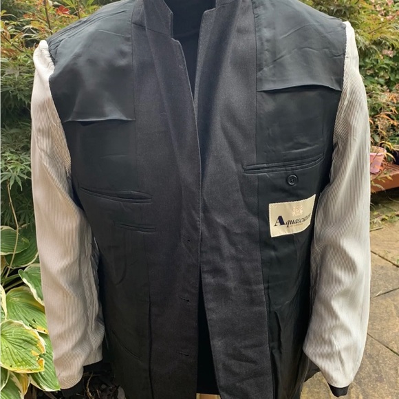 Aquascutum Men's Suit Jacket Blazer Dark Grey / Black Lined Wool Size 40R - Picture 8 of 11